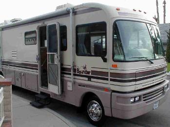 custom bounder rv graphics, motorhome pinstriping